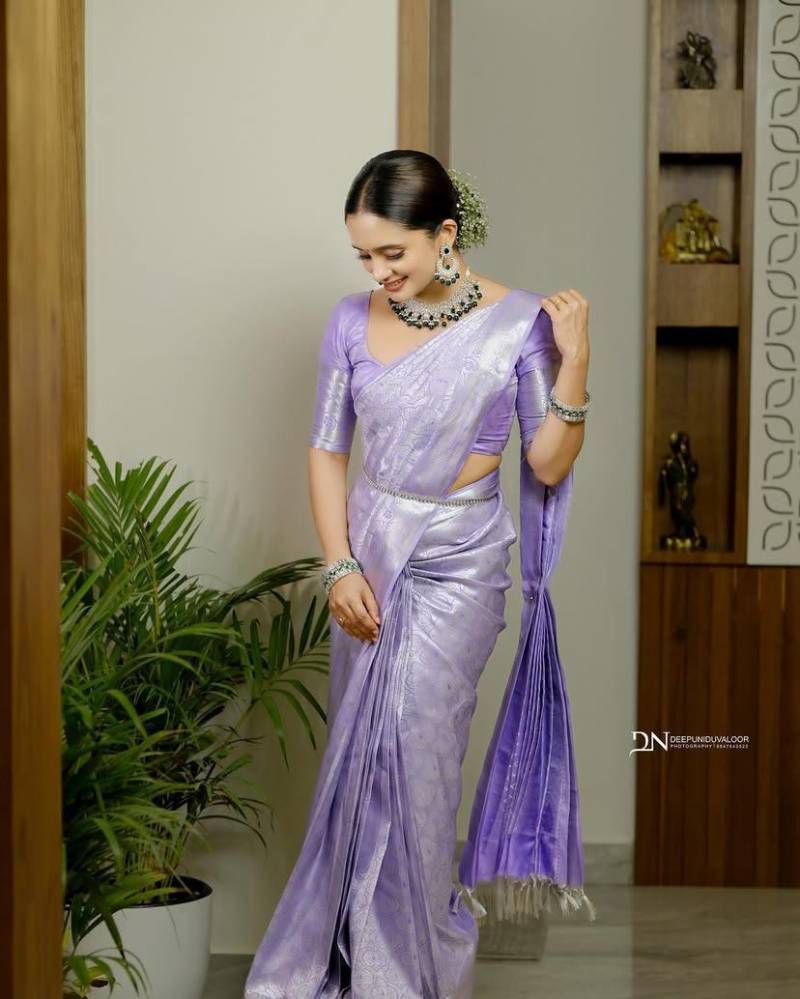 Stunning Banarasi Soft Silk Saree for Elegant Traditional Wear - Posyfish.in