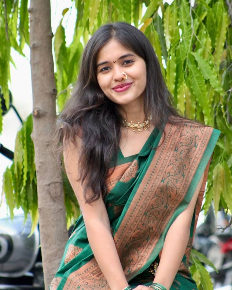 Banarasi Silk Wedding Saree - Elegant Soft Silk for Timeless Celebrations - Posyfish.in
