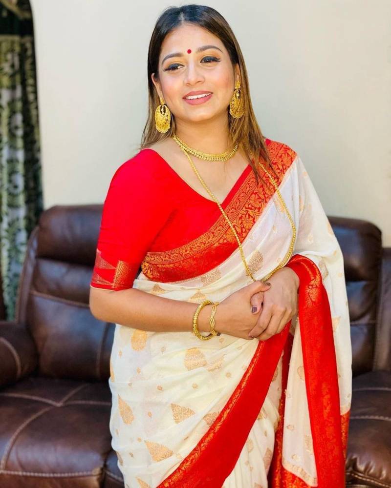 Banarasi Soft Silk Festival Wear Saree for Elegant Celebrations - Posyfish.in