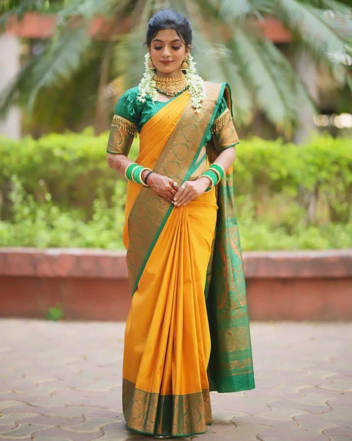 Aab Saheli Soft Silk Jacquard Saree with Elegant Border for Festival Wear - Posyfish.in