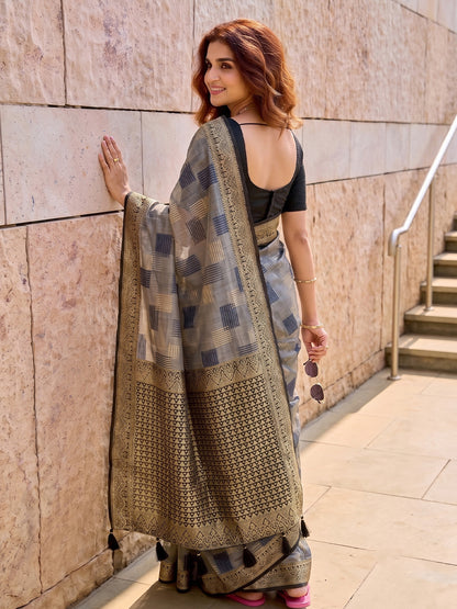 Timeless Cotton Saree with Elegant Prints