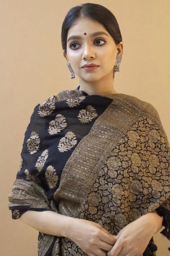 Lichi Silk Jacquard Saree Collection for Elegant Occasions - Posyfish.in