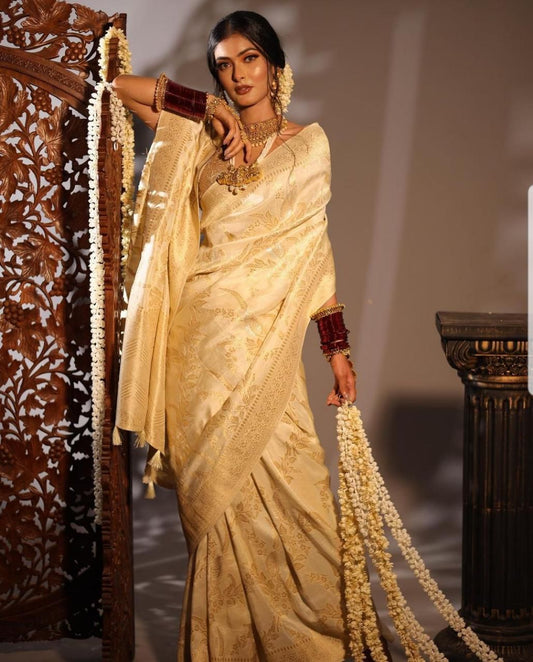 Lichi Silk Jacquard Saree for Festive Elegance - Posyfish.in