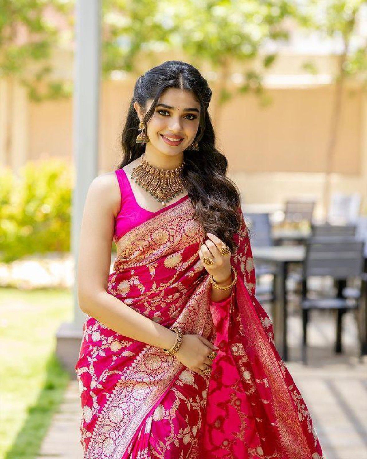 Soft Lichi Silk Saree with Zari Work Collection - Posyfish.in