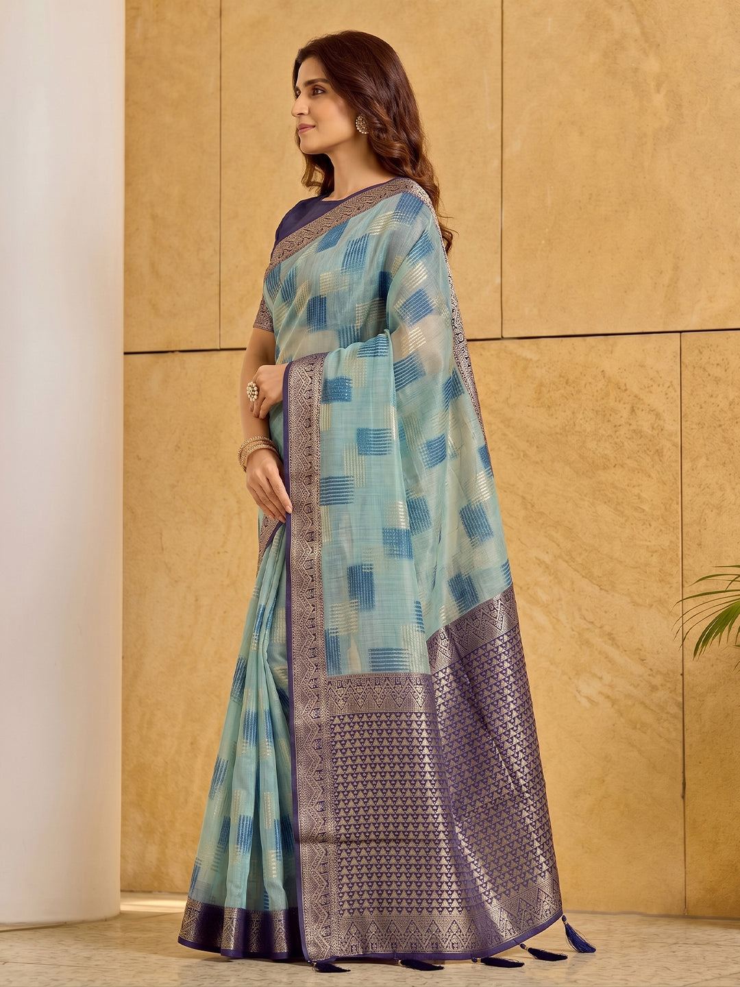 Timeless Cotton Saree with Elegant Prints