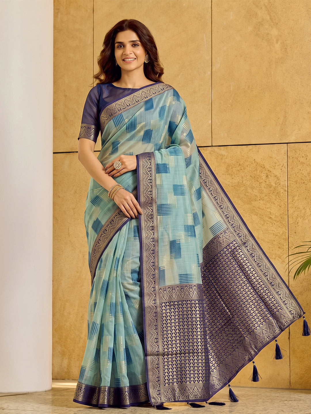Timeless Cotton Saree with Elegant Prints