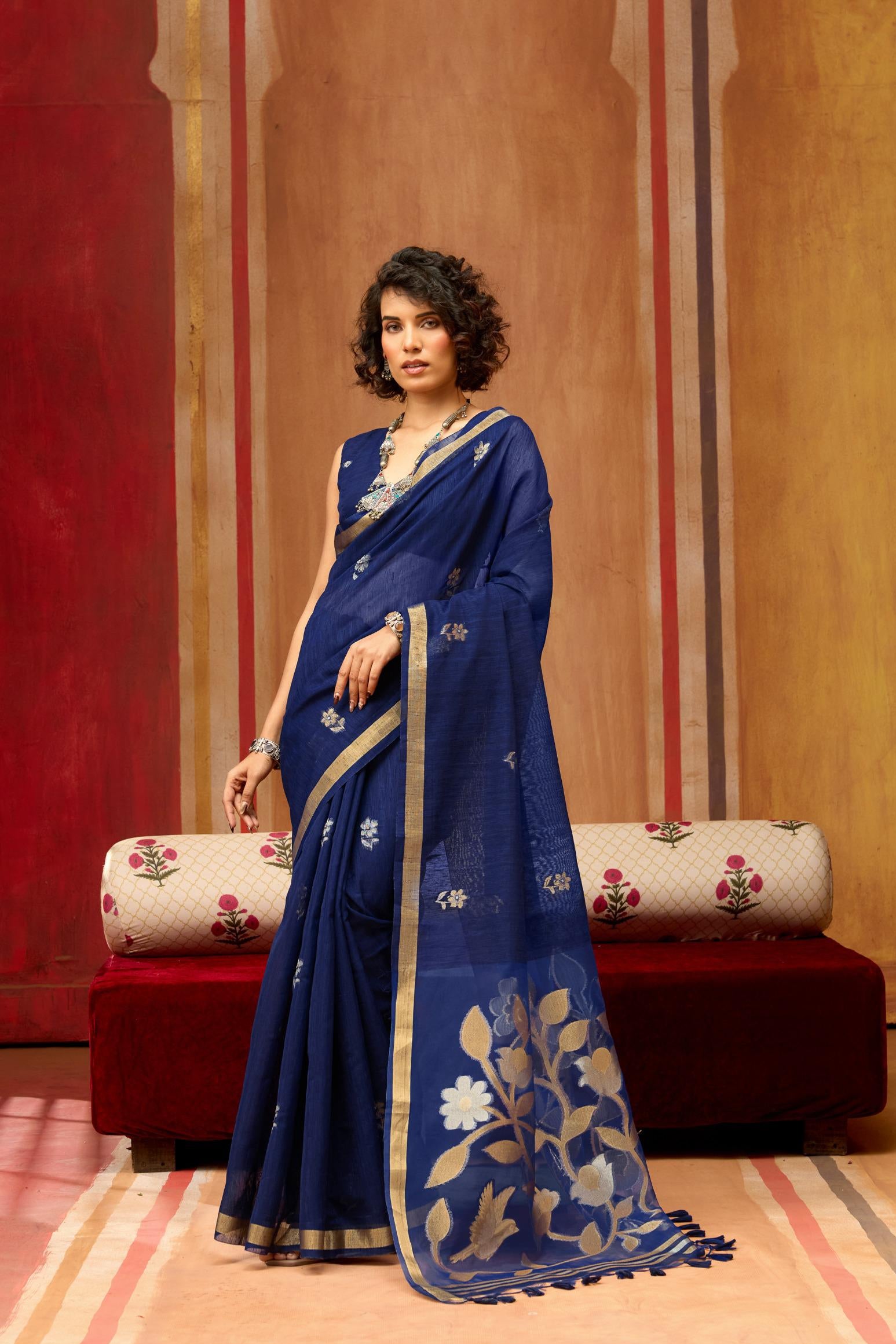 Premium Designer Saree for Women | Elegant Ethnic Wear and Traditional Fashion - Posyfish.in